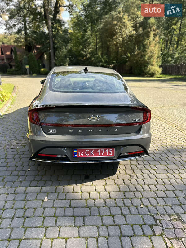 Hyundai Sonata 2022