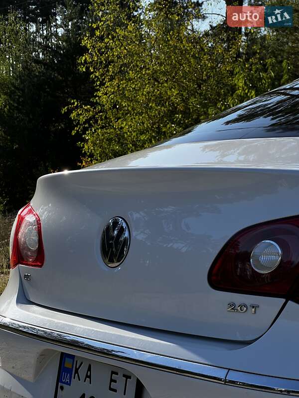 Volkswagen CC / Passat CC 2011