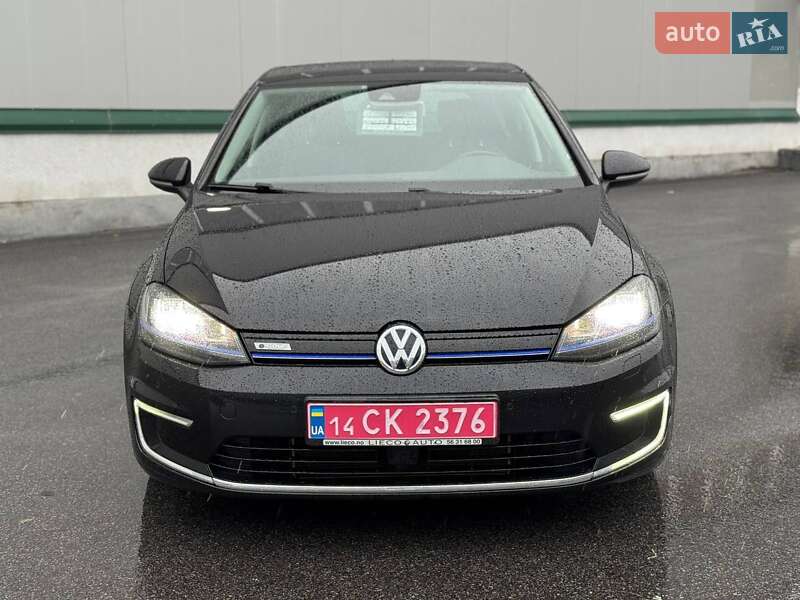 Volkswagen e-Golf 2015
