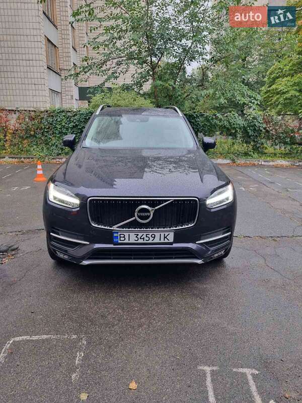 Volvo XC90 2019