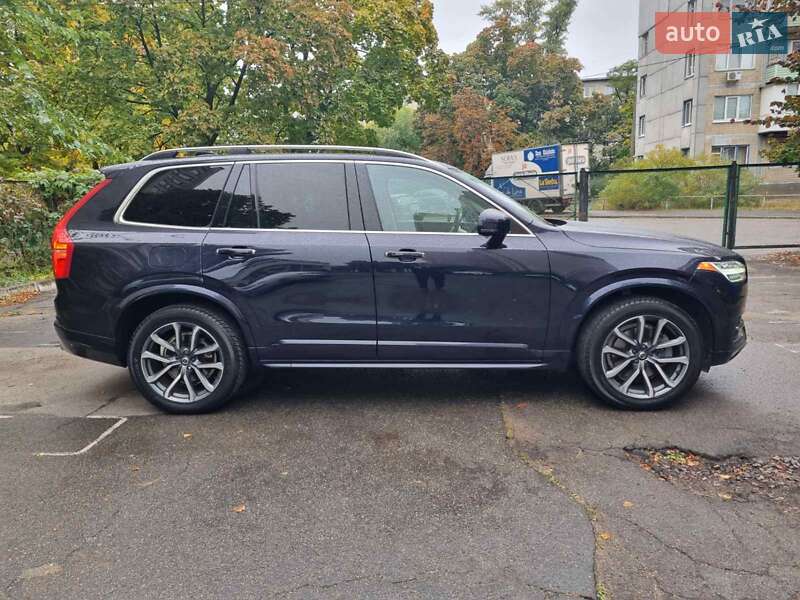Volvo XC90 2019