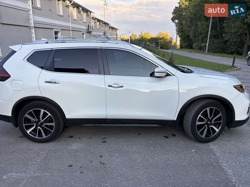 Nissan Rogue 2019