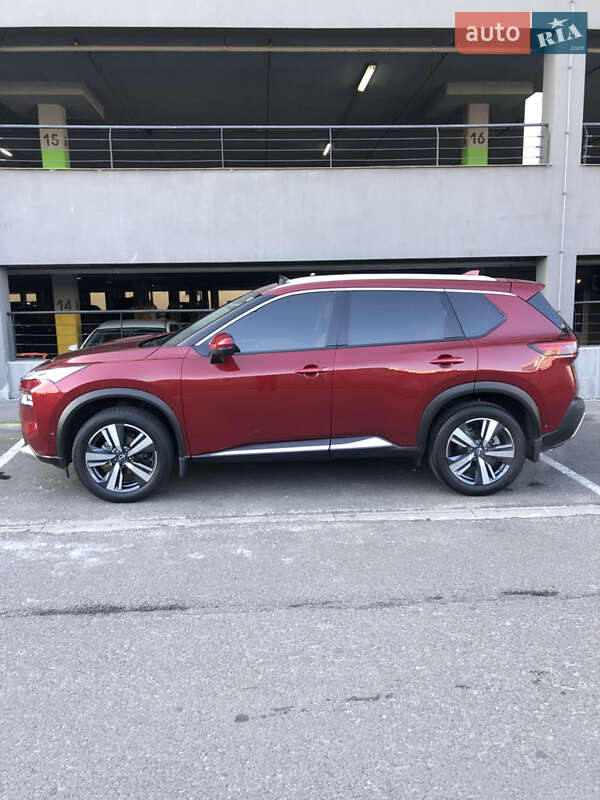 Nissan Rogue 2023