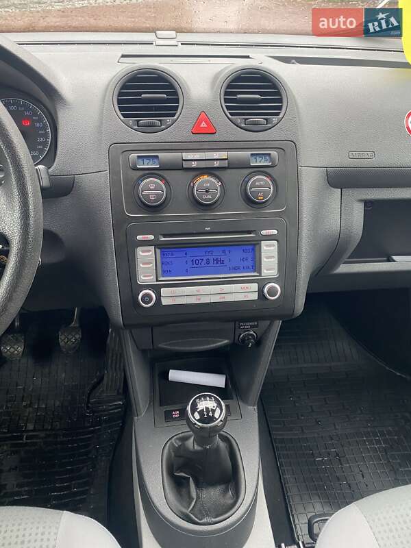 Volkswagen Caddy 2009