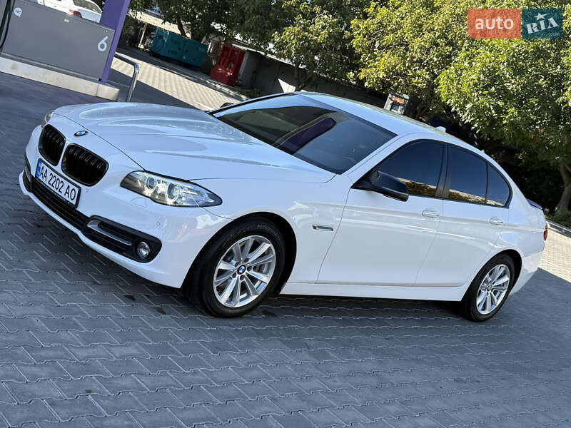 BMW 5 Series 2016
