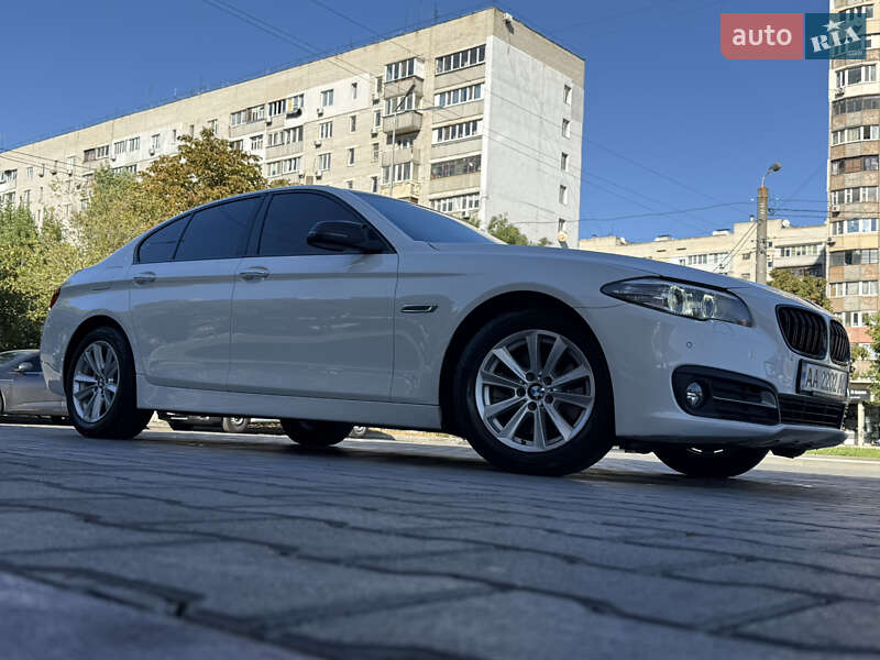 BMW 5 Series 2016