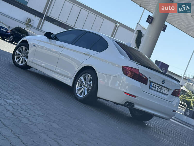 BMW 5 Series 2016