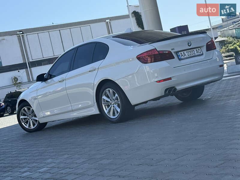 BMW 5 Series 2016
