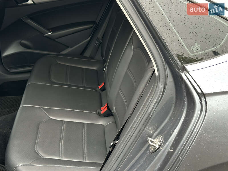 Volkswagen Passat 2019