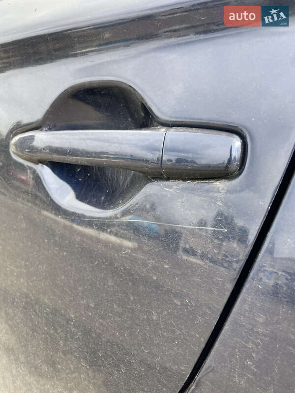 Mitsubishi Outlander 2013