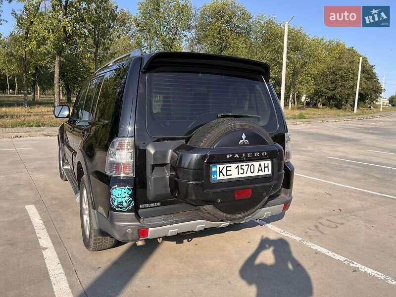 Mitsubishi Pajero Wagon 2009