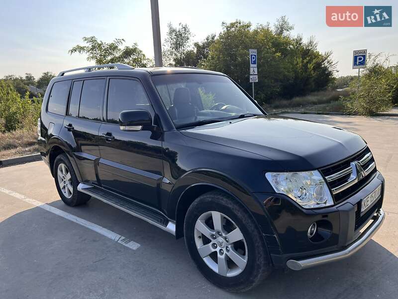 Mitsubishi Pajero Wagon 2009