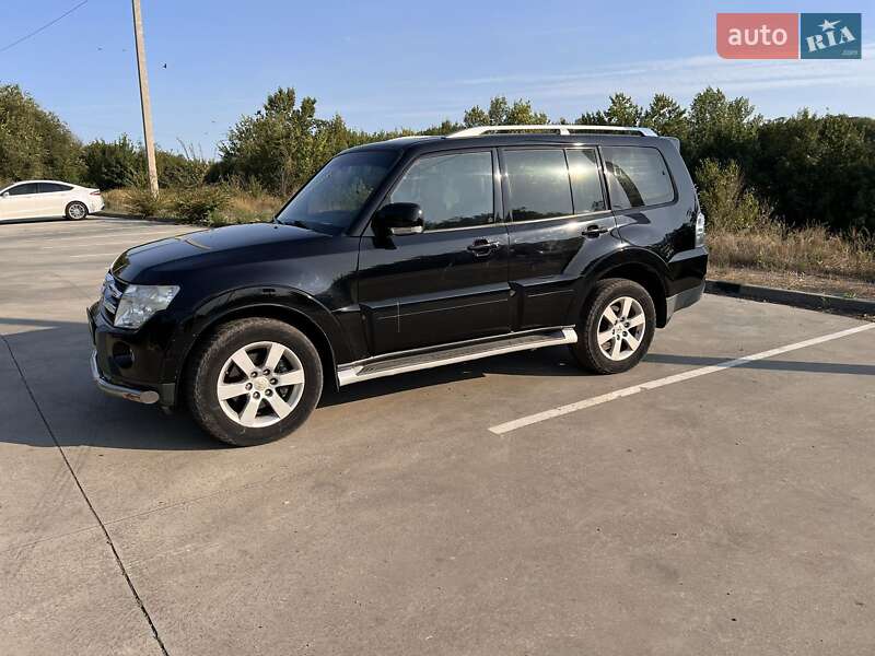 Mitsubishi Pajero Wagon 2009