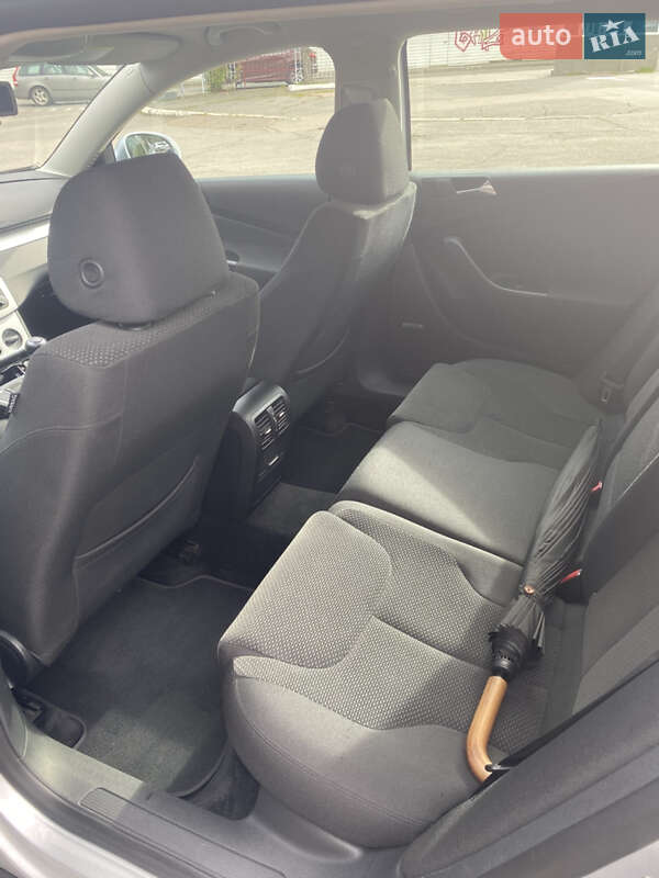 Volkswagen Passat 2009