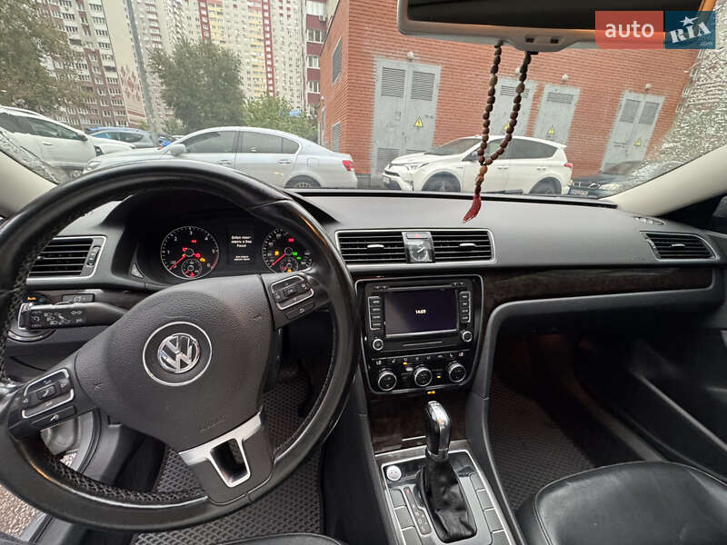Volkswagen Passat 2013
