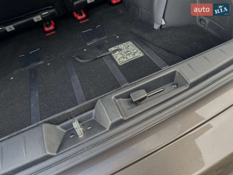 Mitsubishi Outlander 2011