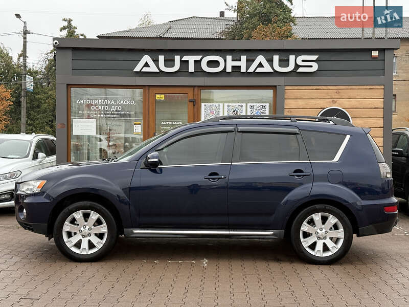 Mitsubishi Outlander 2011