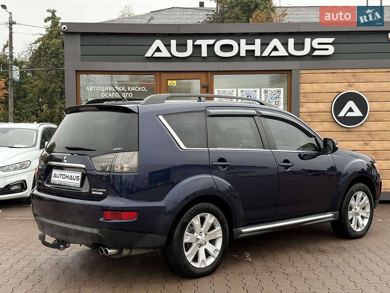 Mitsubishi Outlander 2011