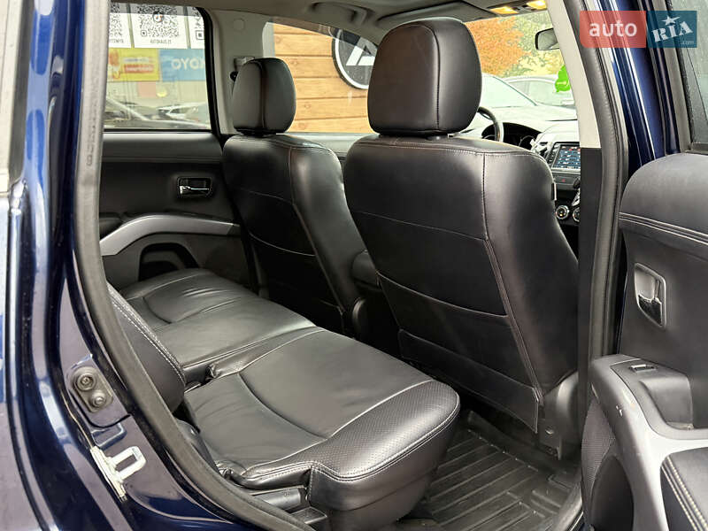 Mitsubishi Outlander 2011