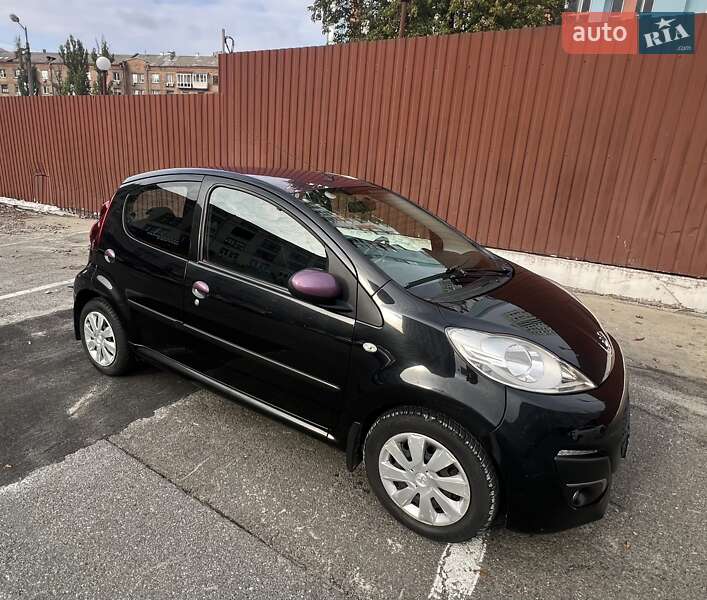 Peugeot 107 2013