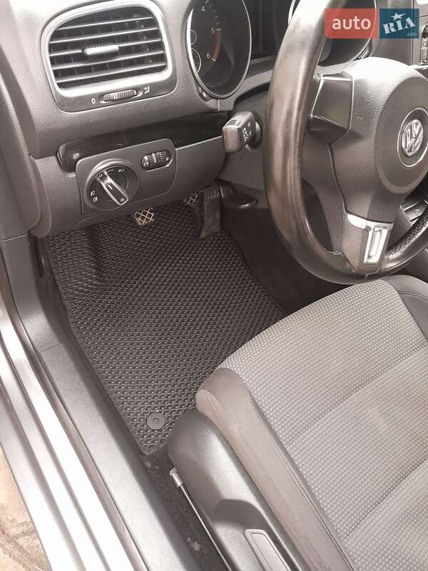 Volkswagen Golf 2010