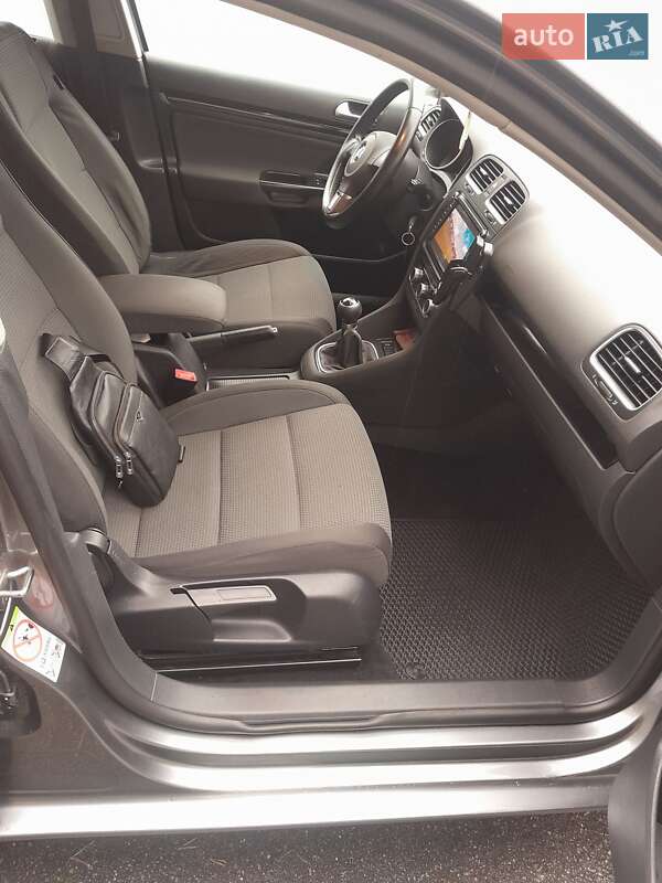 Volkswagen Golf 2010