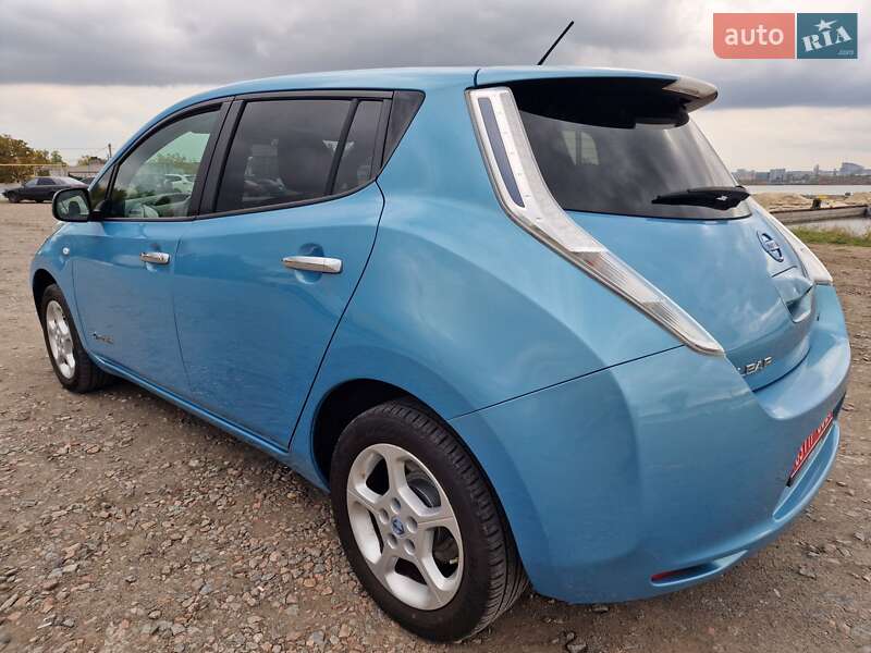 Nissan Leaf 2014