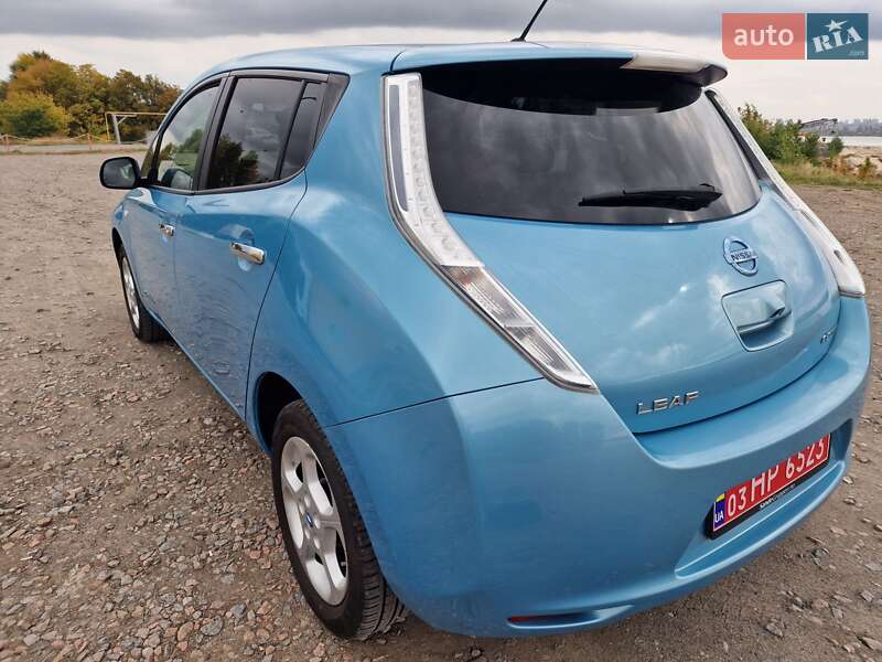 Nissan Leaf 2014