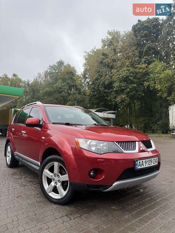 Mitsubishi Outlander XL 2009
