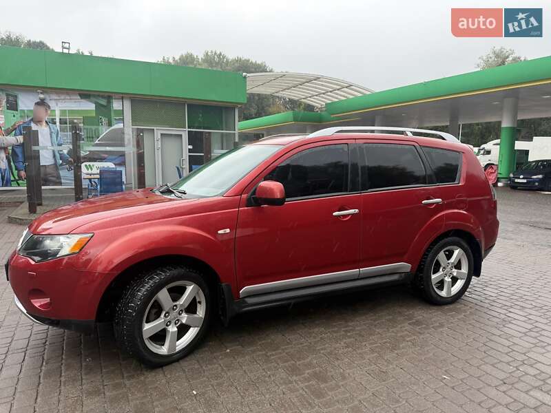 Mitsubishi Outlander XL 2009