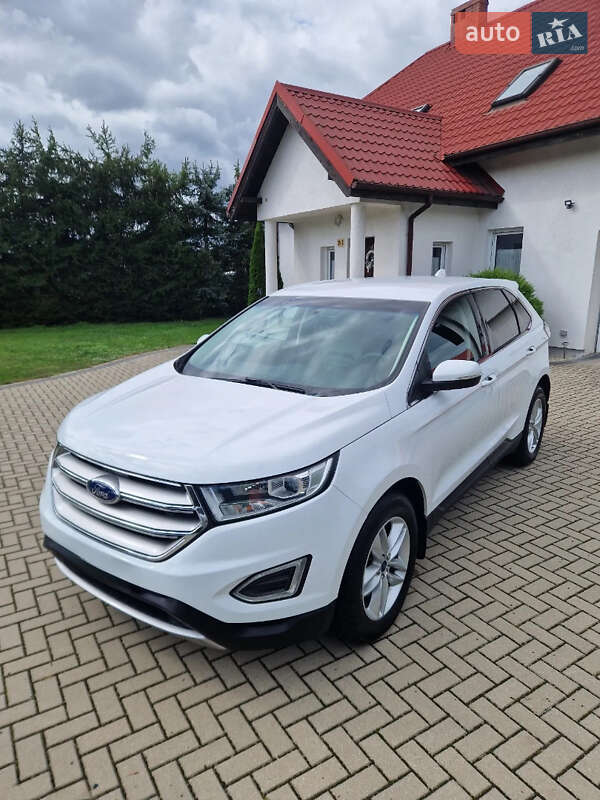 Ford Edge 2016