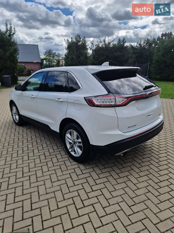Ford Edge 2016