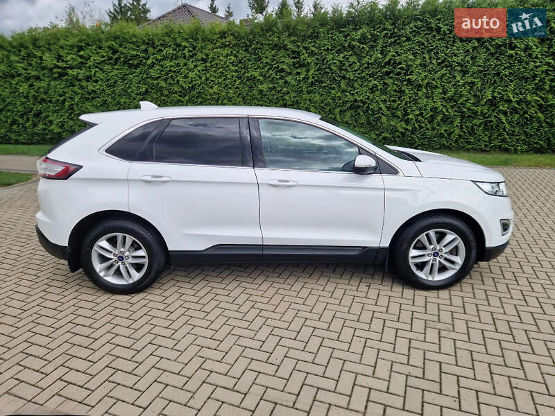 Ford Edge 2016