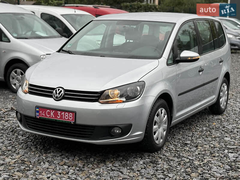 Volkswagen Touran 2012