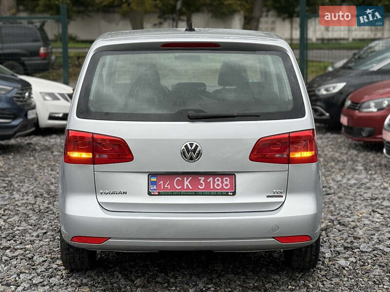 Volkswagen Touran 2012