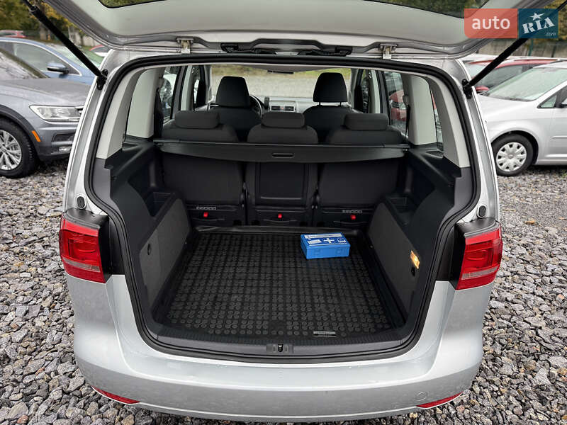 Volkswagen Touran 2012