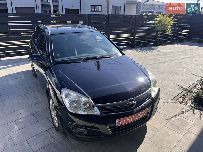 Opel Astra 2008