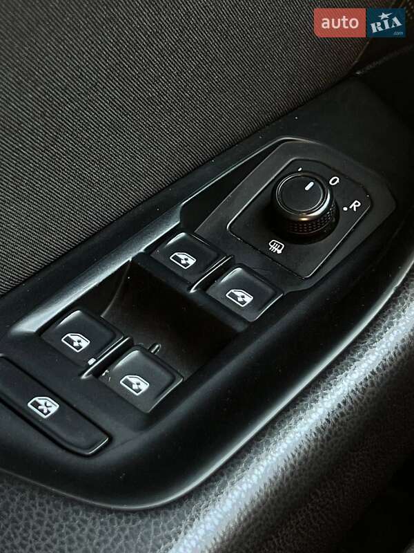 Volkswagen Passat 2019