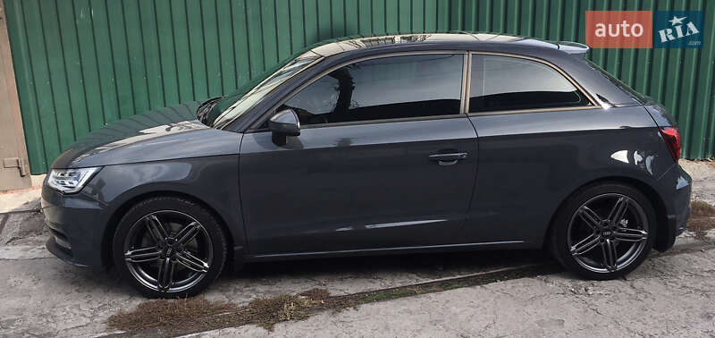 Audi A1 2015