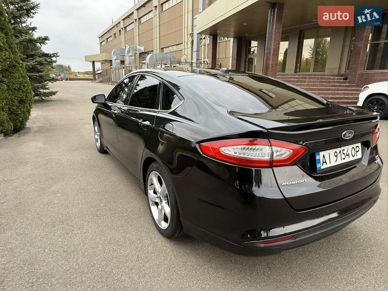 Ford Fusion 2015