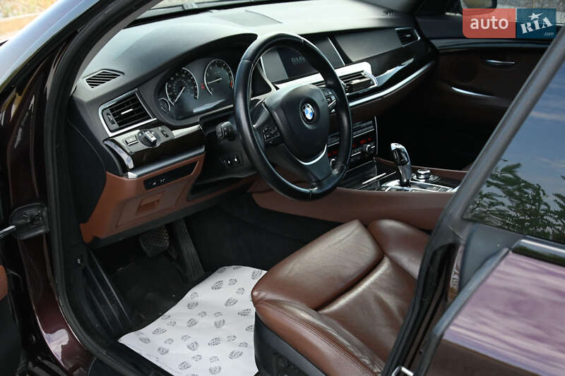 BMW 5 Series 2011