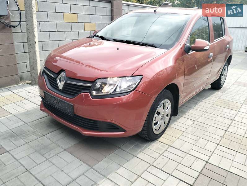 Renault Sandero 2013