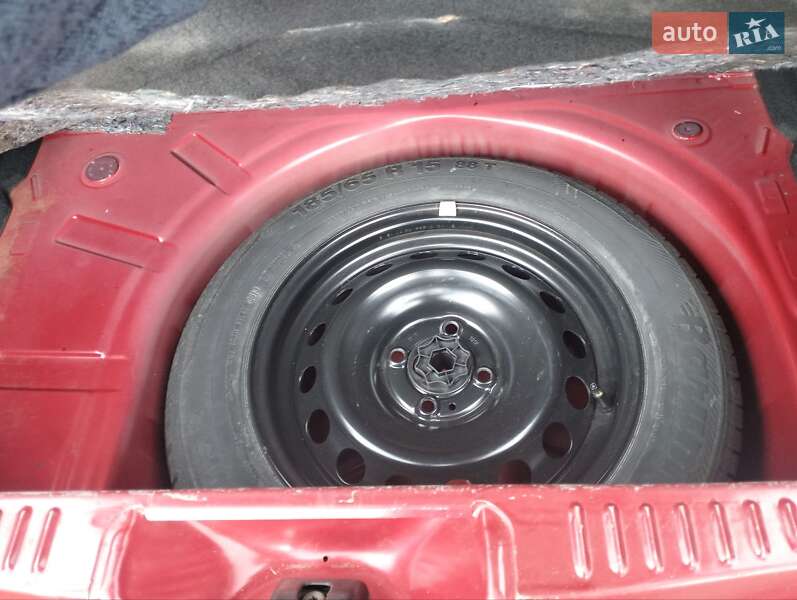 Renault Sandero 2013