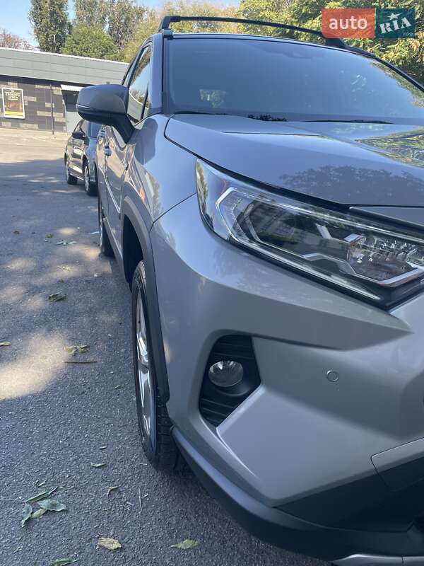 Toyota RAV4 2019