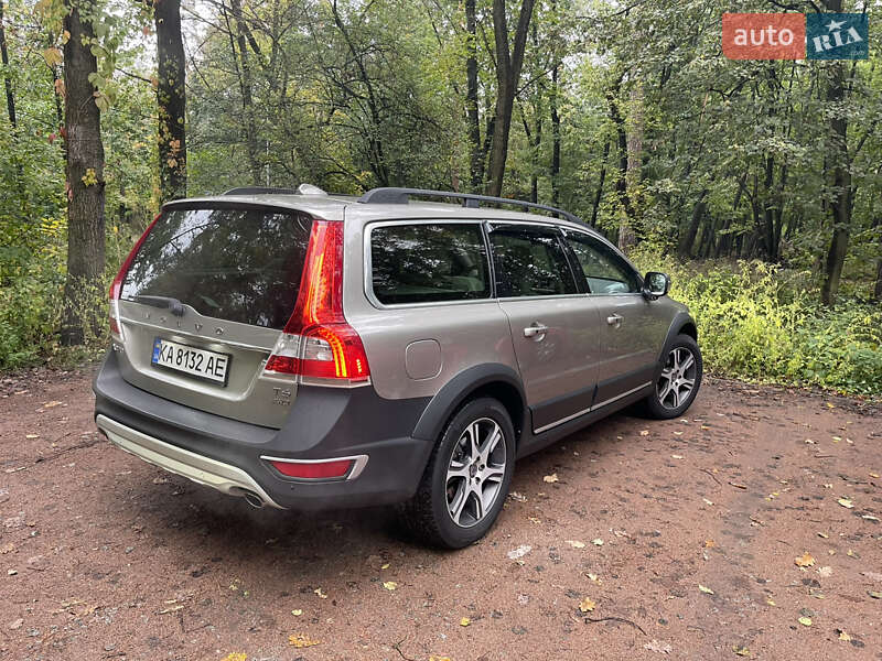 Volvo XC70 2014
