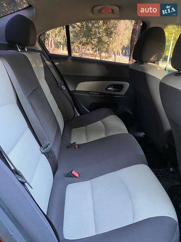 Chevrolet Cruze 2012