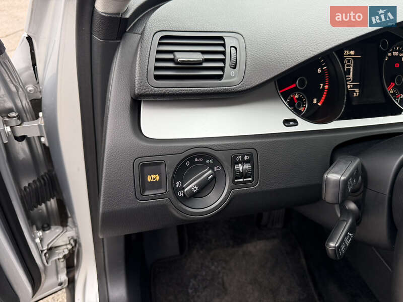 Volkswagen Passat 2009