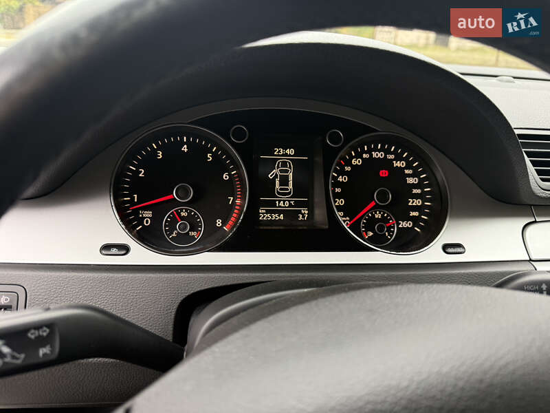 Volkswagen Passat 2009