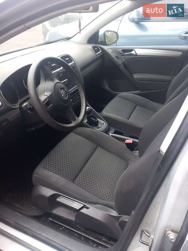 Volkswagen Golf 2010