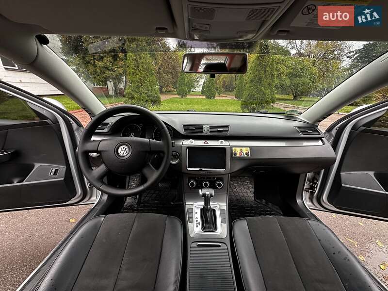 Volkswagen Passat 2010